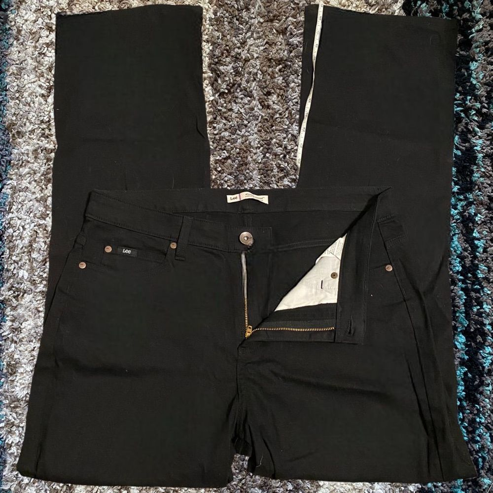 Women’s Size 14 Short Lee Black Pants